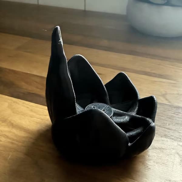 Kreativ Lotusformet Røkelsesholder Black