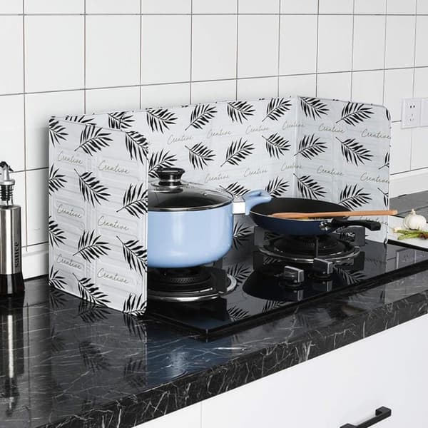 Sammenleggbar sprutbeskyttelse i aluminiumsfolie for gasskomfyr A4