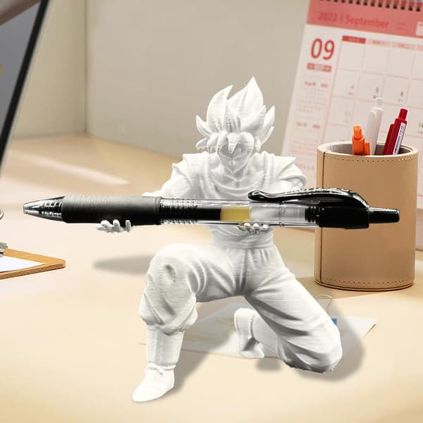 3D-printet kul Super Saiyan pennholderfigur skrivebordsstasjon White