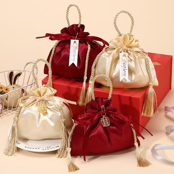 Satin Godisask Presentpåse Tyg Dragsko Tofs Väska Bröllop Pa A3