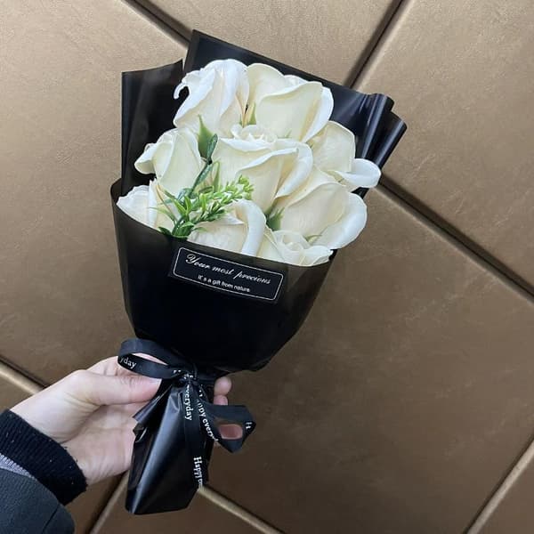 9 hoveder sæbeblomst rosebuket kunstig blomst til jul Red