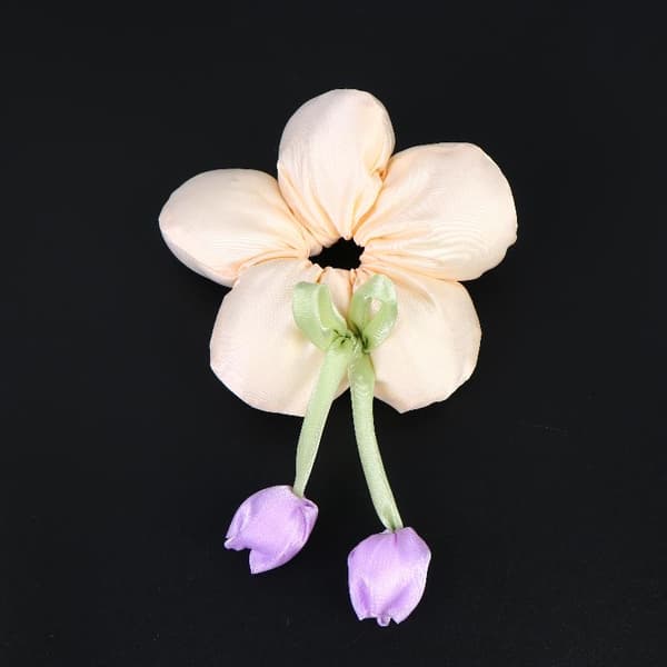 e Blomst Hårstrikk Scrunchie Mykt Stoff Elastisk Hestehaleholder Beige