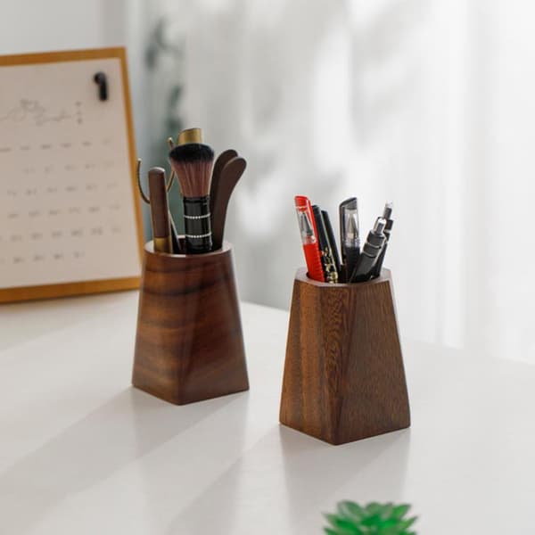 Penholder i sort valnød med poleret design til skrivebordsopbevaring 4