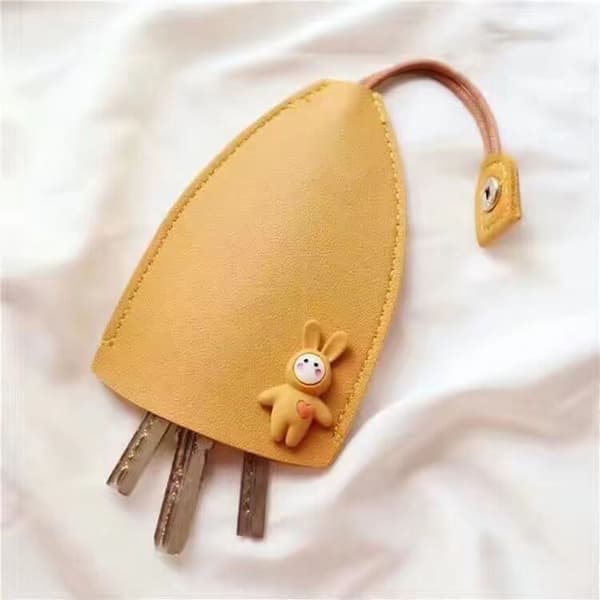 e Creative Pull Out Key Sleeve Cartoon Animal PU Leather Car Ke Red