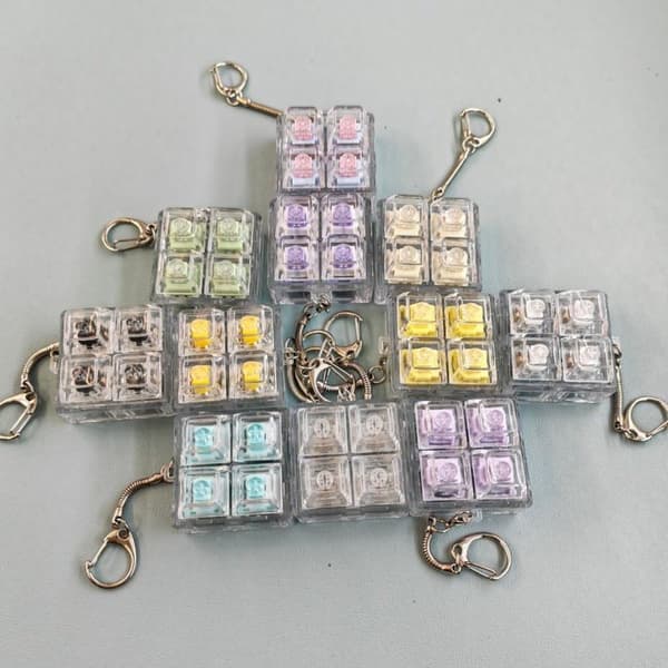 Tastatur Sensorisk Legetøj LED Krystal Keycap Nøglering Fingerspids Ga A2