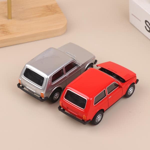 1/43 Skala Simulering Legering Bilmodel Retro Trykstøbt Metal Legetøj D Red