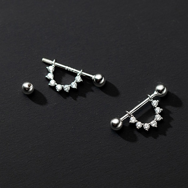 Halvcirkelformade Triangel Geometric Hoop Örhängen Helix Brosk P White