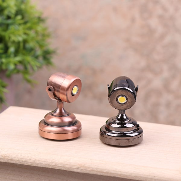 1:12 Dukkehus Miniatyr LED-lampe Vegglampe Radium Spotlight m/ Dark Bronze