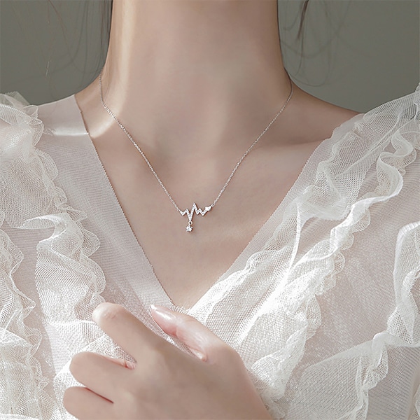Ny mote kvinner Shiny Heartbeat Clavicle Chain Halskjede for W Gold
