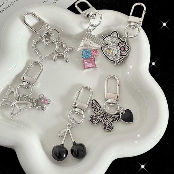 Y2K Silver Färg Metall Fjäril Nyckelring Sweet Cool Cherry Key A3