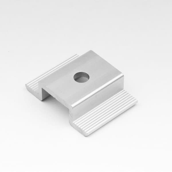 Midterklemme til solpaneler i aluminium med rustbestandig overflade A1