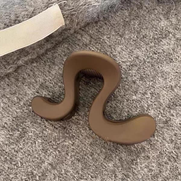 n Enkla matta hårklämmor Geometriska klämmor Eleganta halvuppsättningar E