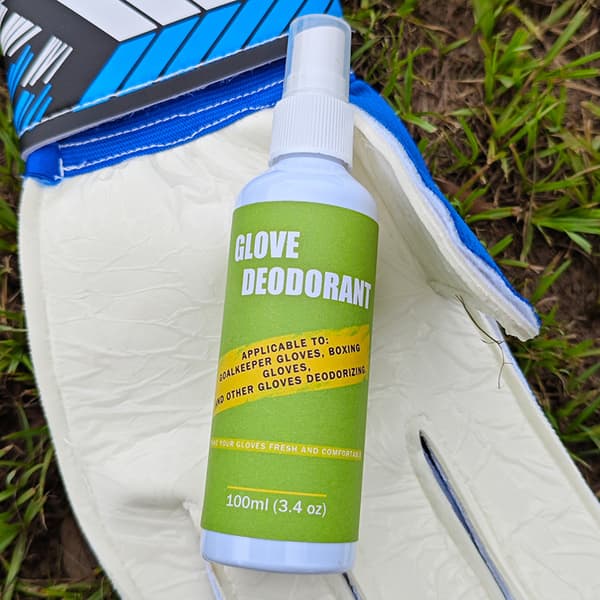 100 ml målmandshandske spray deodorizer fjerner lugt til fodbold