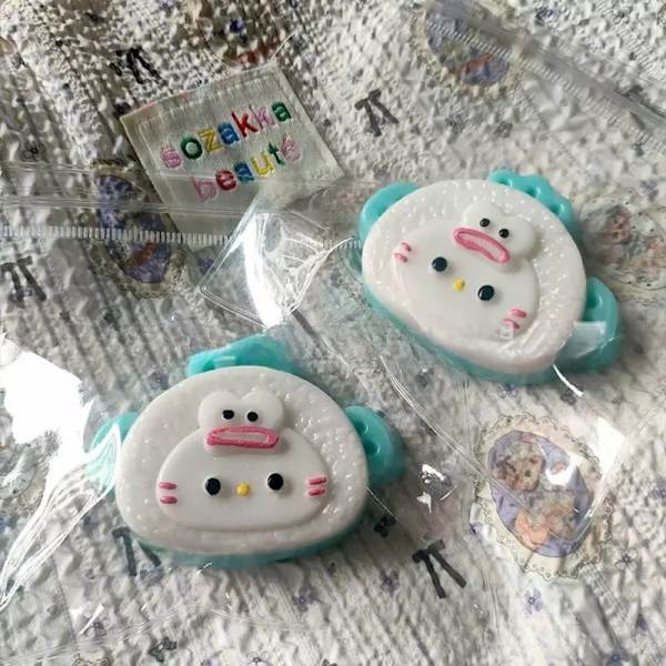 1 st Hangyodon HelloKitty tecknad klämbar långsam återhämtning dekompression A1