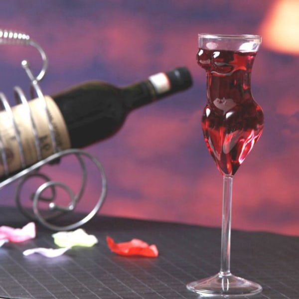 Naisten vartalon muotoinen punaviinilasillinen pikari Party Viinimuki Cocktail
