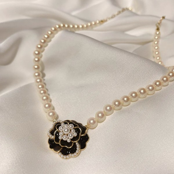2022 Fashion Bow Pearl CC rannekoru Vintage Summer Woman Pink Br White