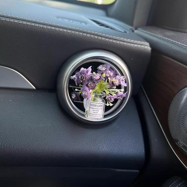 Bilens mittkonsol luftutlopp simulerade blomklämmor ornament A5