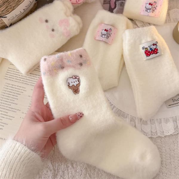 1/4/6 par e Hello Kitty sokker varmere kvinder mellemlange sokker pige A2