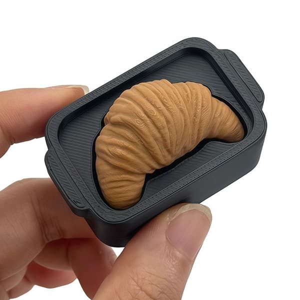 3D-printet croissant-simulering stressaflastende legetøj nøglering