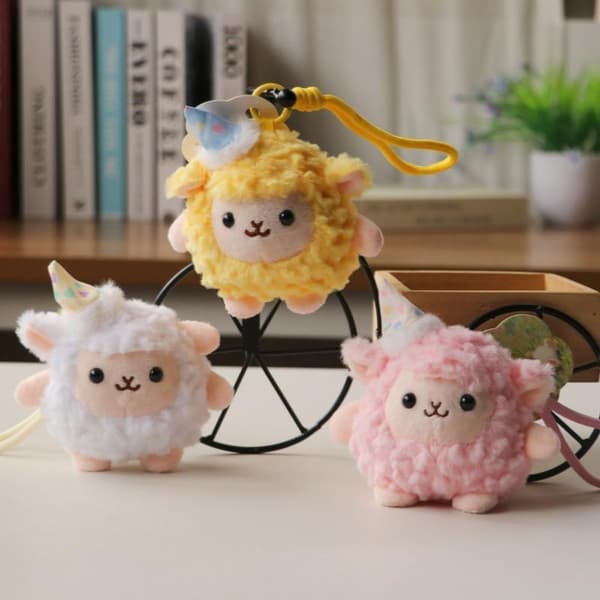 Tecknad Anime Mini Får Nyckelring Fluffig Mjuk Fylld Lamm Hänge A1