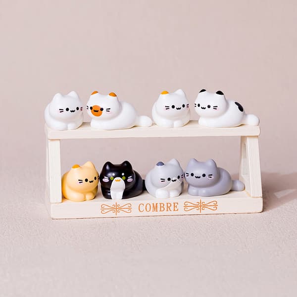 e Miniatyr Kattepynt A