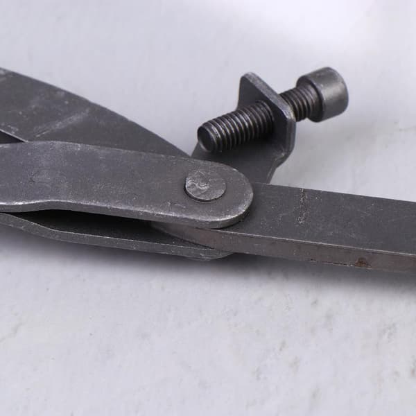Y-typ svänghjulsremsskiva magnetfästklämma svänghjulskaliper A