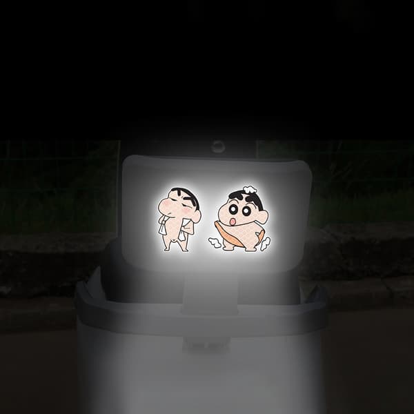 Ljusreflekterande Crayon Shin-Chan Cattoon Car Sticker e Waterpr A2