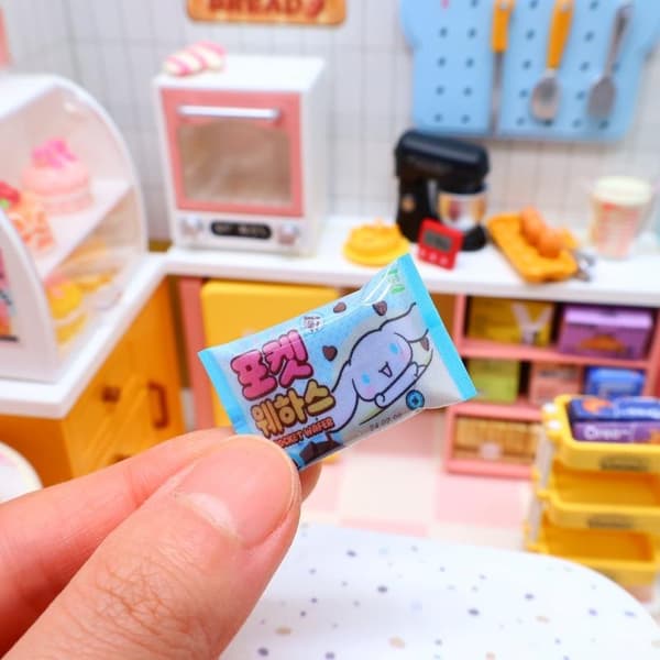 5 st 1/12 Skala Miniatyr Dockhus Sanrio Snackpåse Mini Choco