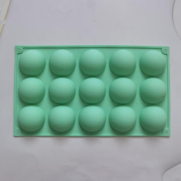 15 hål Halvcirkelformade silikonformar för DIY-bakning av pudding M Green