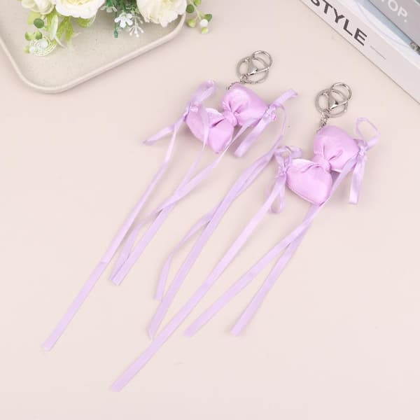 Mini rosett hängande väskatillbehör e Dekoration för väska fluff Purple