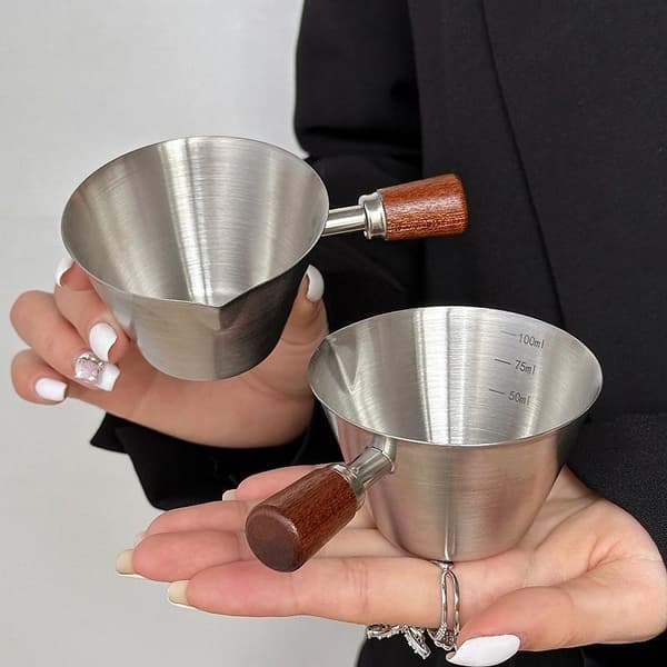 Målebæger i rustfrit stål med træhåndtag 100 ml kaffe M B