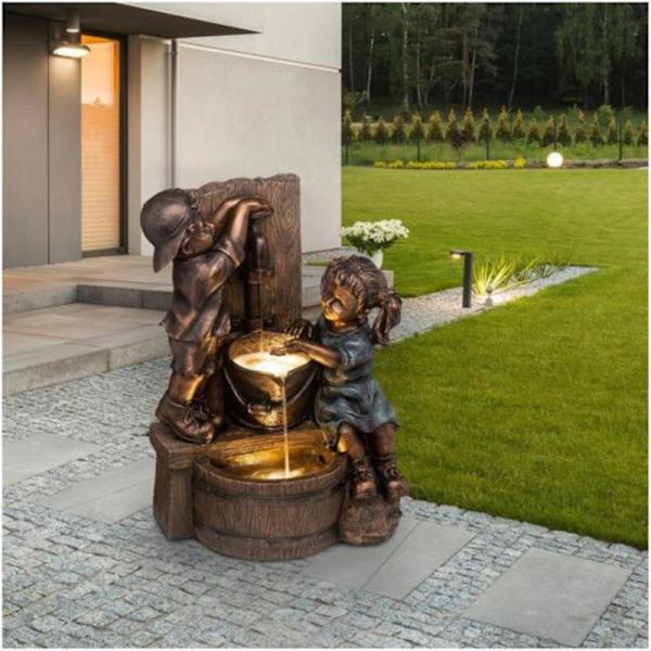Inomhus/utomhus fontänstaty i harts, trädgårdsskulptur, innergård P3