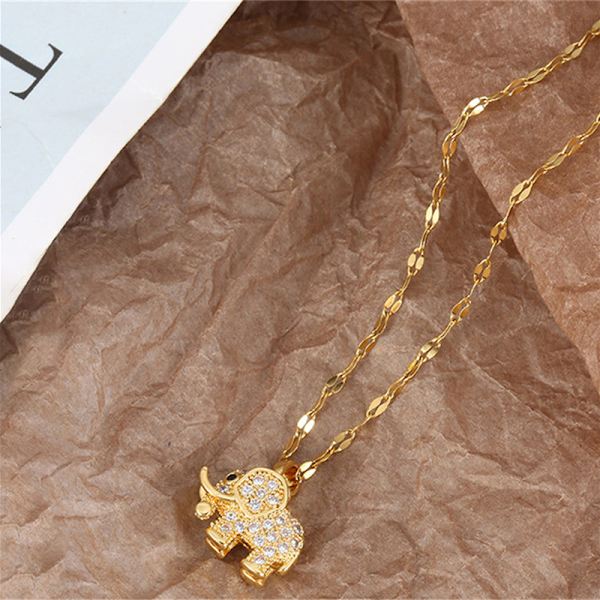 Kvinners luksus Cubic Zirconia Elephant Anheng Halskjede Stainle