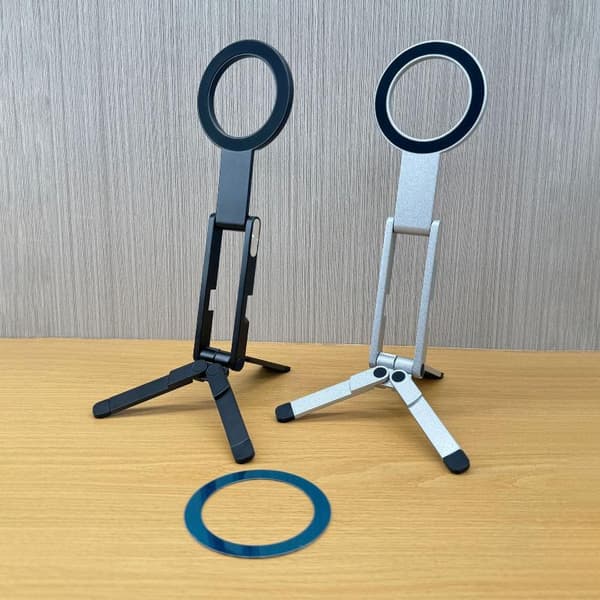 Bærbar magnetisk telefonholder og selfiestang 3-i-1 foldbar T A5