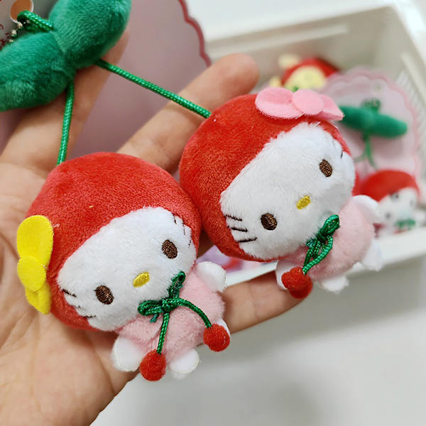 Cherry plysch docka hänge Kawaii mjuk fylld nyckelring prydnad A3