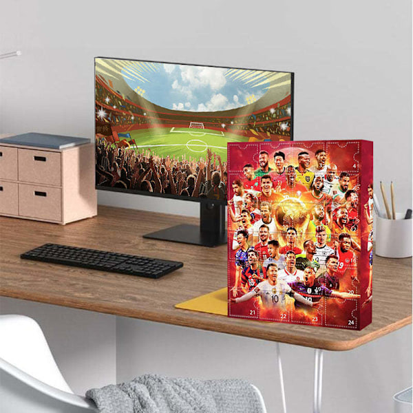 VM-kalender 2024 Jul Blind Box Messi, Kairo, Mbappe, etc. V