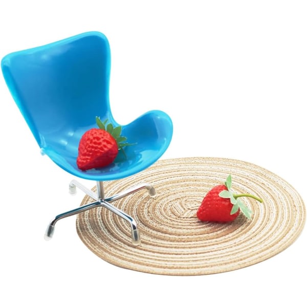 2 blå stolar 1:6 skala dockskåp miniatyr plaststol simulering färgglad fåtölj ryggstöd snurr ägg stol dockskåp tillbehör