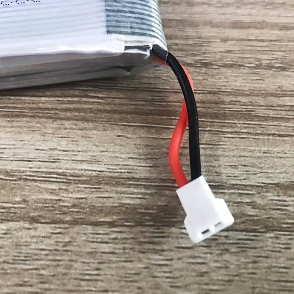 5-i-1 Batteriladdare med 5 st 3,7V 550mAh Litiumpolymer Li-Po-batterier och USB-laddningskabel för SYMA Q11 H99W