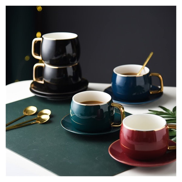 Kaffekopp, tekopp og tefat Moderne design porselen kaffekopp og tefat Keramisk enkel krus Lett Luksus Espressodrikk for te (rød)