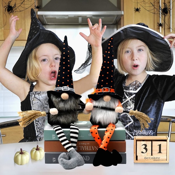 2 STK Halloween Witch Gnomes Plysch med kvast for Tier Brick Inredning