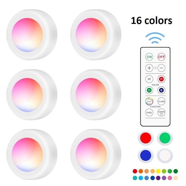 LED-lampor 16 färger LED spotlights paket med 3 LED-valoa 1 kaukosäädin