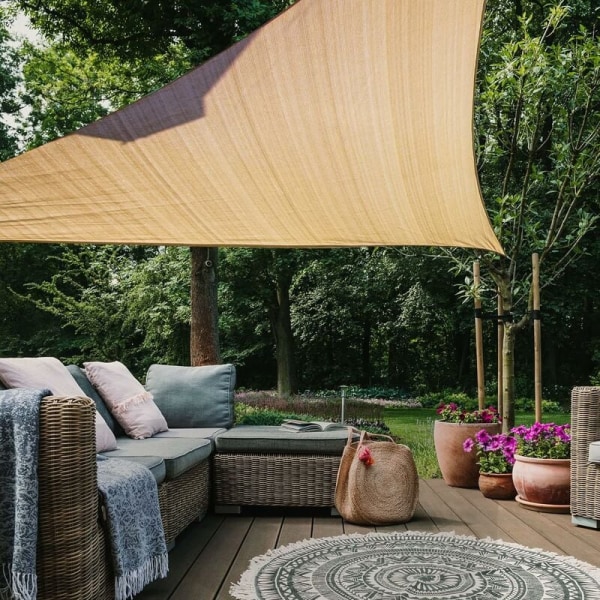 Kolmiovarjostinpurje 3x3x3 m, hengittävä HDPE-varjostinkangas (185g/㎡), 3m varjostinverkko kestävä 98 % UV-suoja Patio Garden Outdoor T
