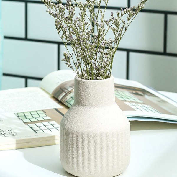 Keramisk vase - Blomster vase for moderne bordhylle hjemmedekor, passer til peis soverom kjøkken stue midtpunkter kontorbord hvit