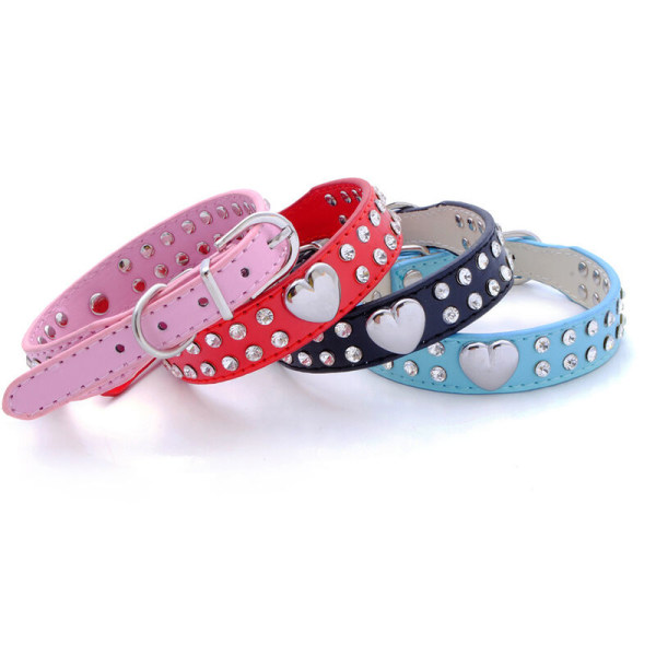 1 kpl säädettävä kristallikoiran kaulapanta Bling Rhinestone Lemmikkikaulapanta Sydännastoitettu PU-nahkainen koiran kaulapanta pienille ja keskisuurille koirille, M-koko