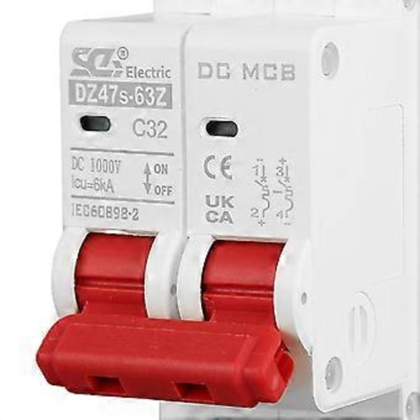 DC Miniatyrbrytare 2P 32A DIN-skenmontering DC1000V 6000A Segmenterad Kapacitet för Solcellsanläggning DZ47s 63Z C32
