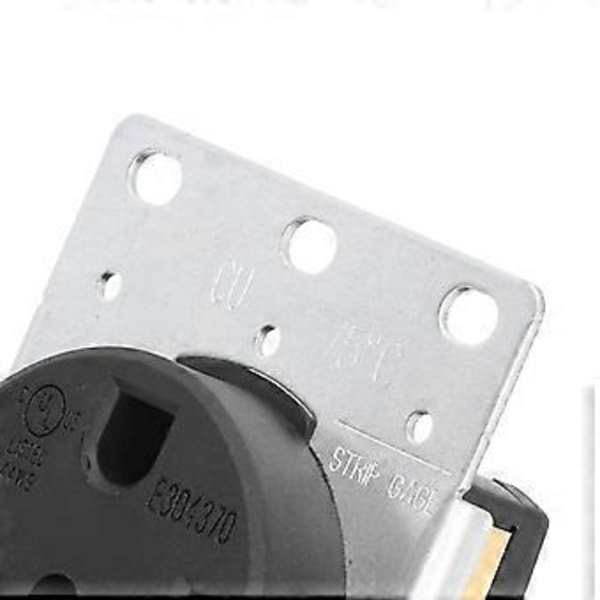 4-reikäinen teollisuuspistorasia Naaraspuolinen virtaliitin US-standardi 30A 125V/250V