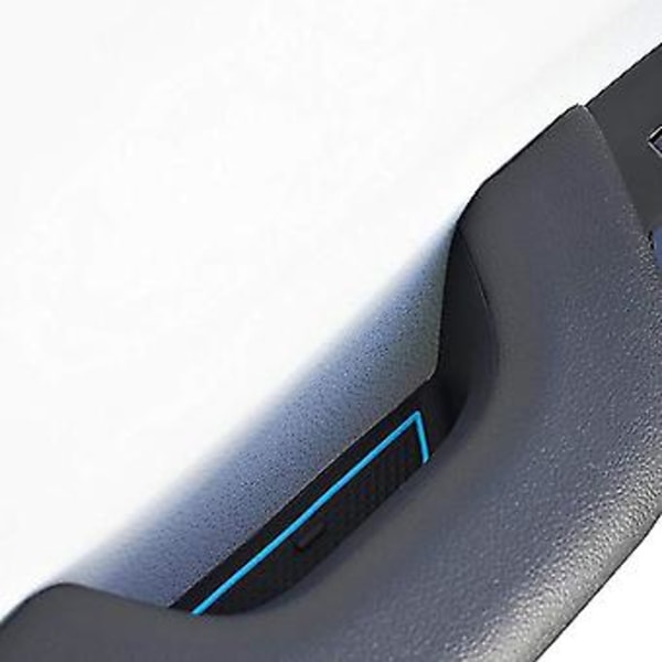 Mukautetut mukiteline-, ovi- ja keskikonsolin suojat Prius- ja Prius Prime -malleihin 2016–2018