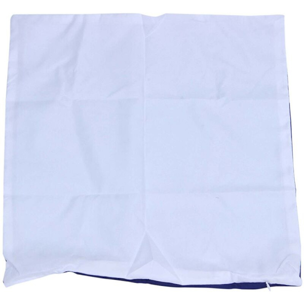 Tummansininen tyynynpäällinen