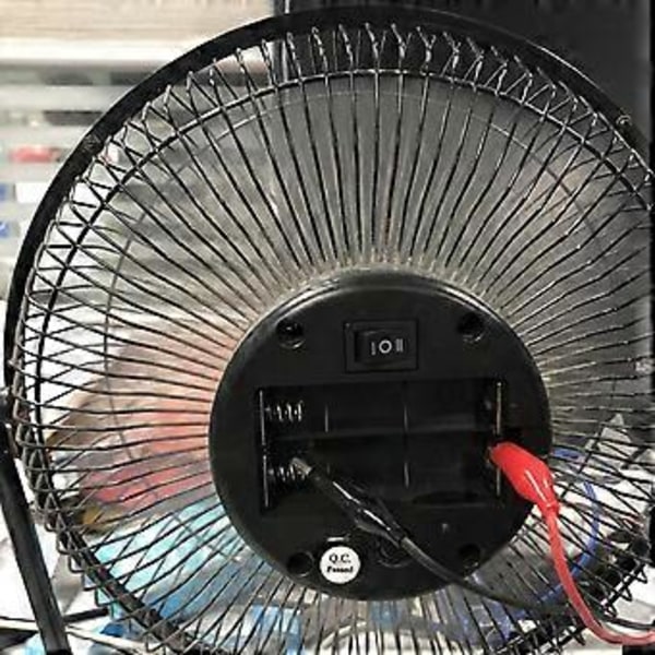 2m AA AAA Pariston Eliminointi Virtalähde Adapterikaapeli Korvaa 2x C D AA AAA 1.5V Paristo Radiolle Lelulle LED-Kameralle