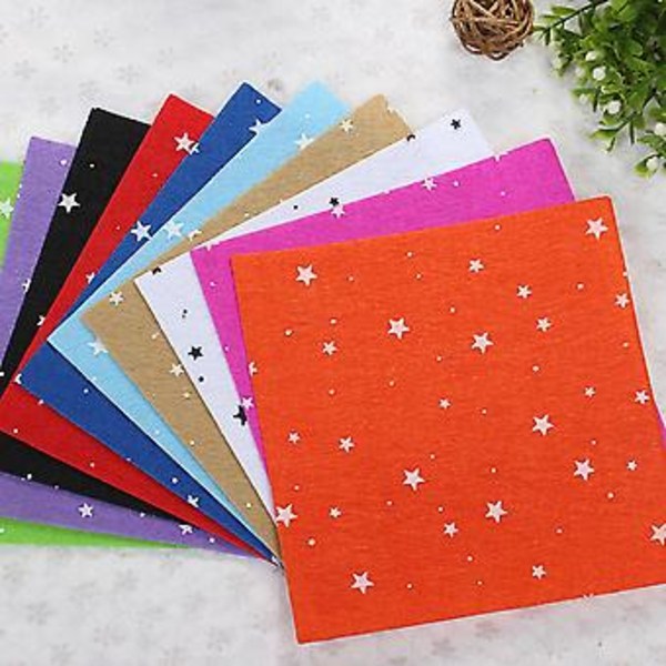 10 stjärnmönstrade handgjorda ark av non-woven tyg, pysselmaterial (15*15cm)